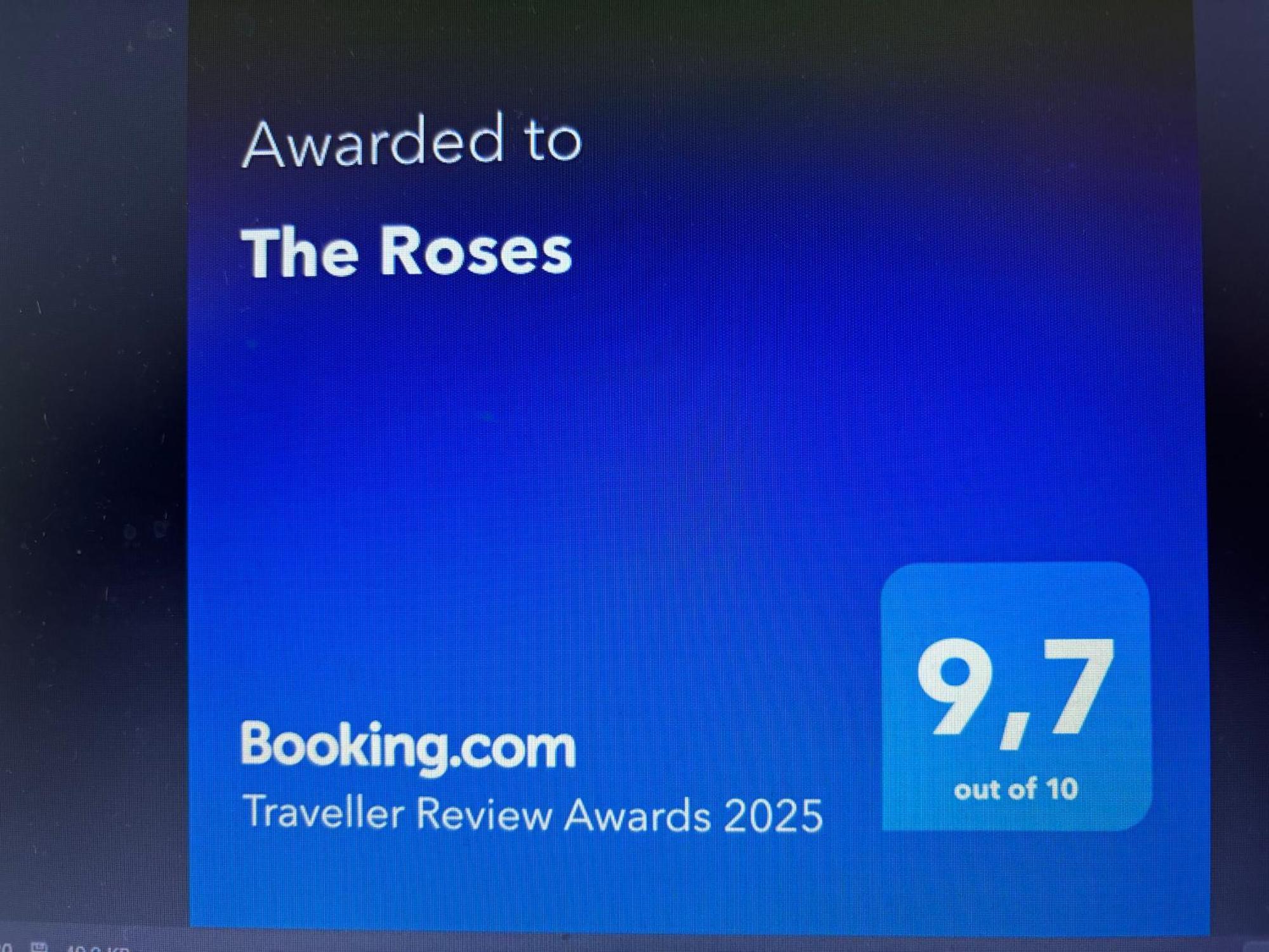 דירות פורטו ואראס The Roses מראה חיצוני תמונה
